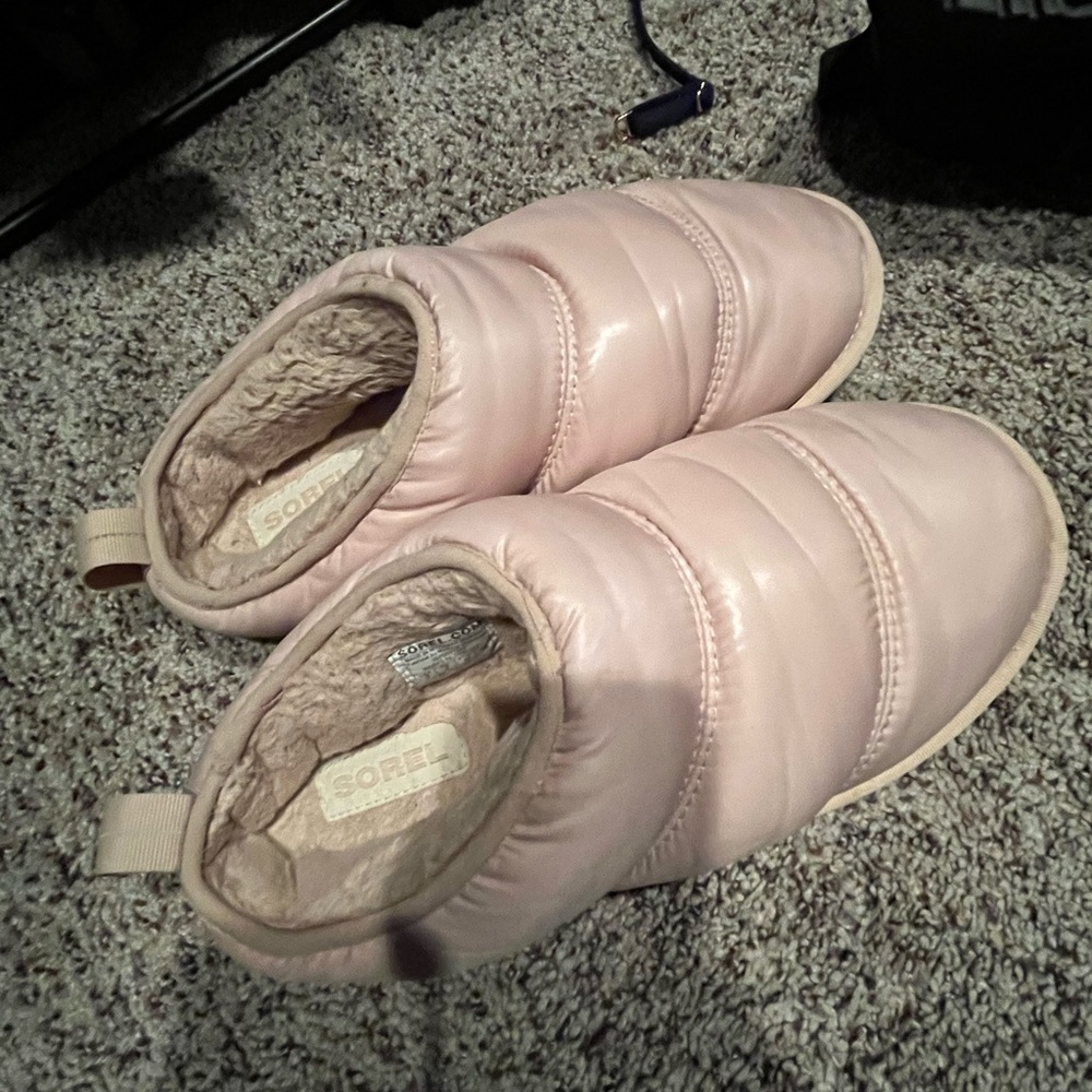 Sorel slippers
